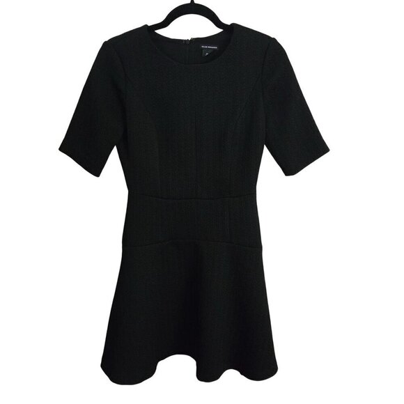 Club Monaco Black Textured Fit N Flare Short Sleeve Dress Size 2 - Picture 2 of 7